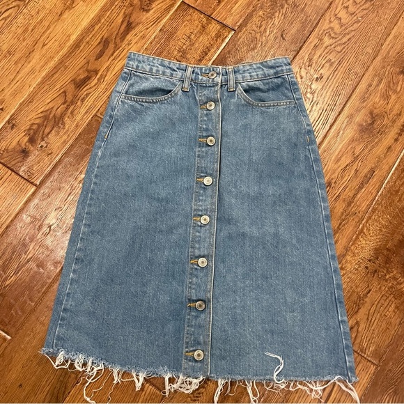 BOOHOO Like new Size 2 denim midi skirt - Picture 1 of 4